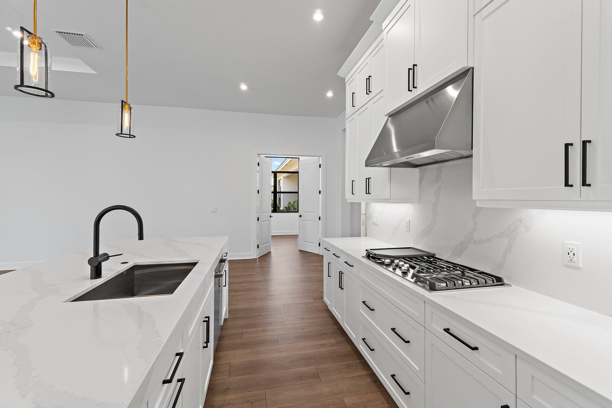 6880 Southeast Haven Lane Stuart, FL 34997 - Photo 2 of 38 KItchen