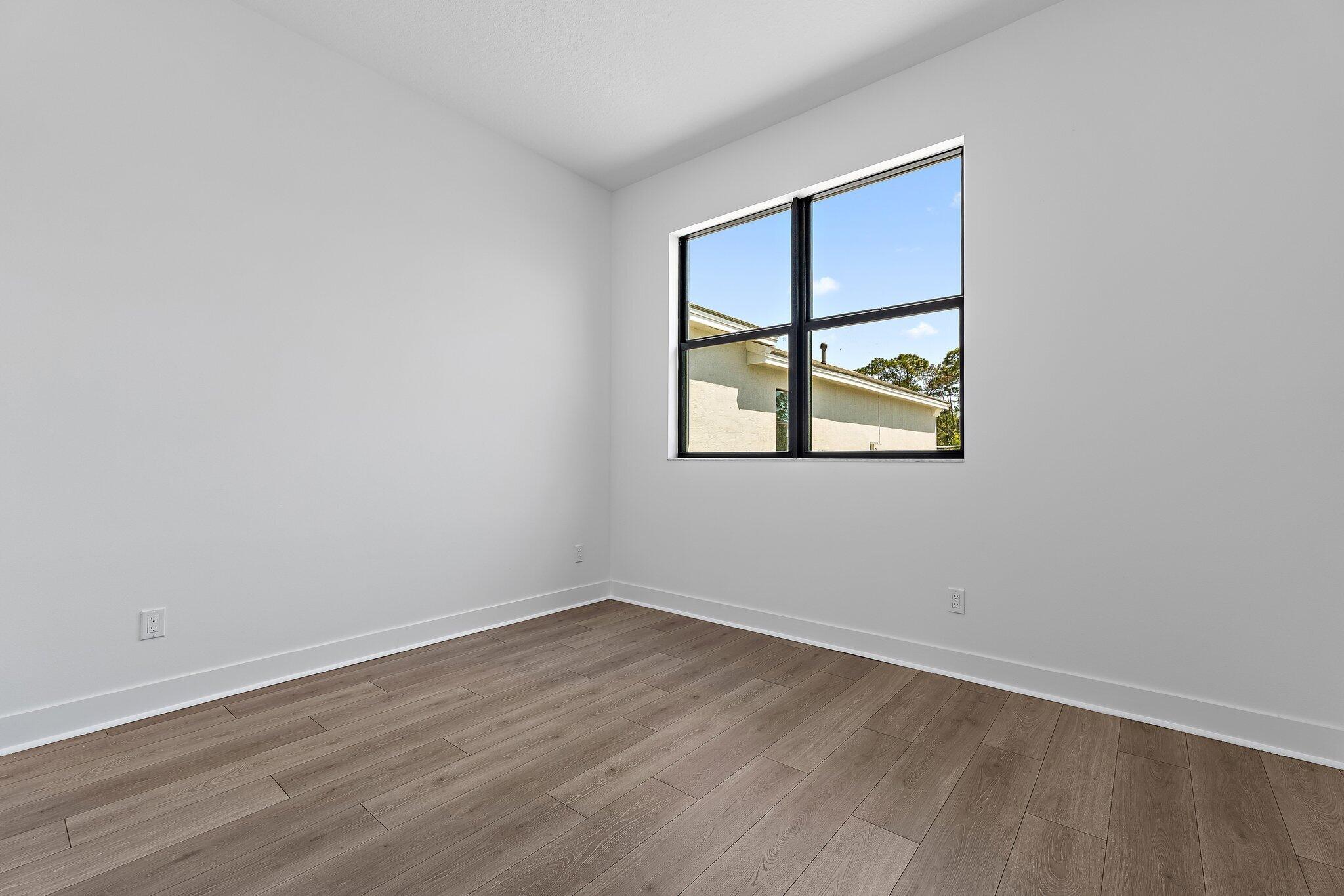 6880 Southeast Haven Lane Stuart, FL 34997 - Photo 27 of 38 Bedroom 2