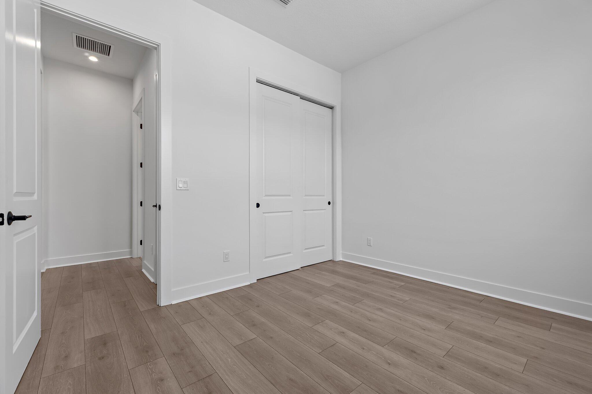 6880 Southeast Haven Lane Stuart, FL 34997 - Photo 28 of 38 Bedroom 2