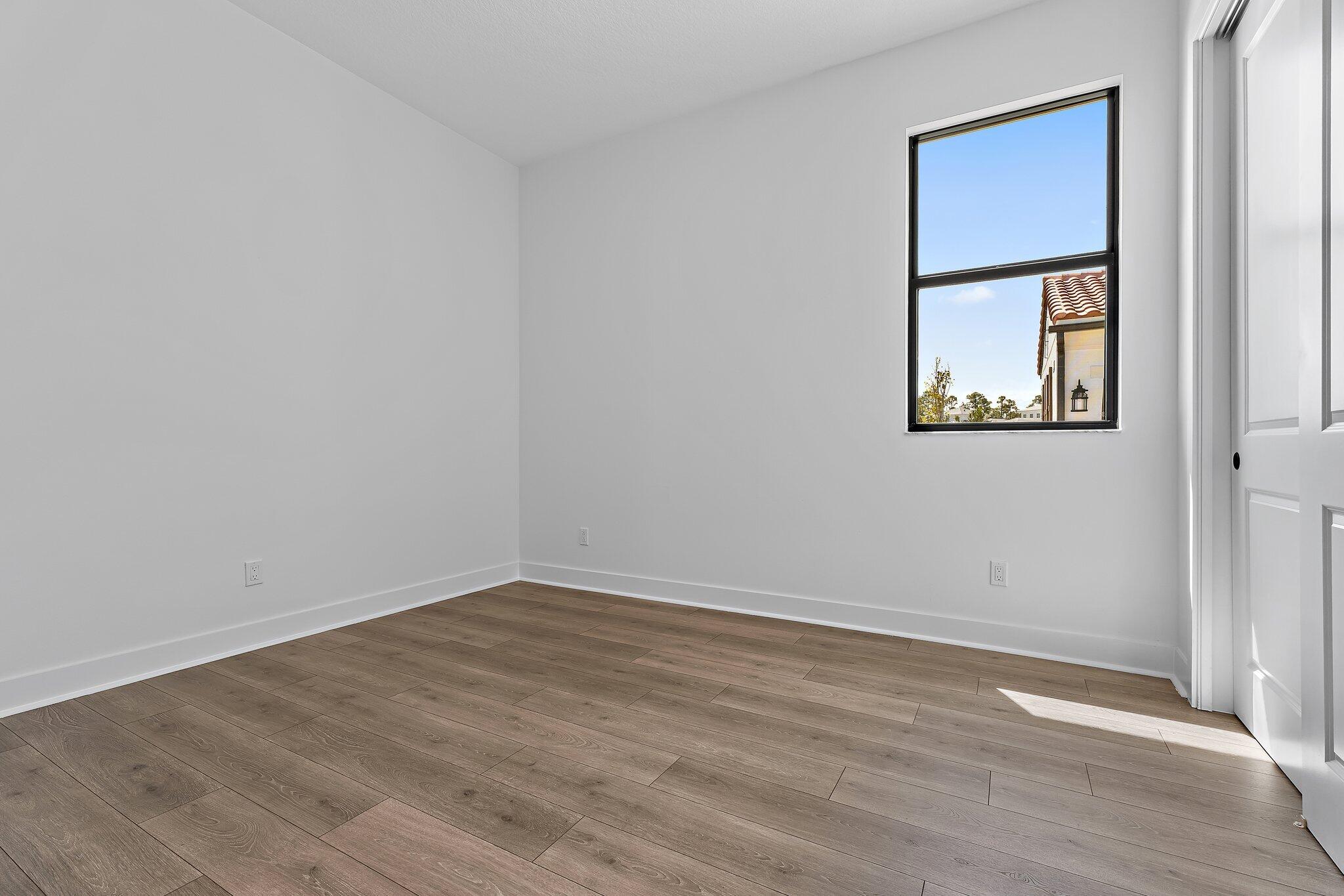 6880 Southeast Haven Lane Stuart, FL 34997 - Photo 30 of 38 Bedroom 3