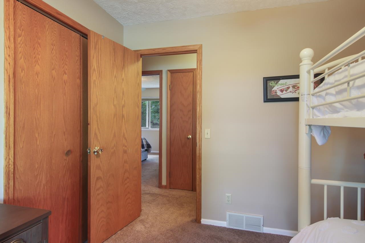161 Mathison Road South Traverse City, MI 49686 - Photo 27 of 32 1903930-26.JPG