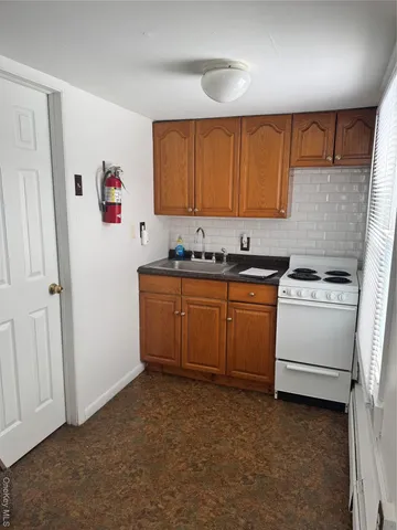 $1,150 | 523 Fostertown Road, Newburgh, NY 12550