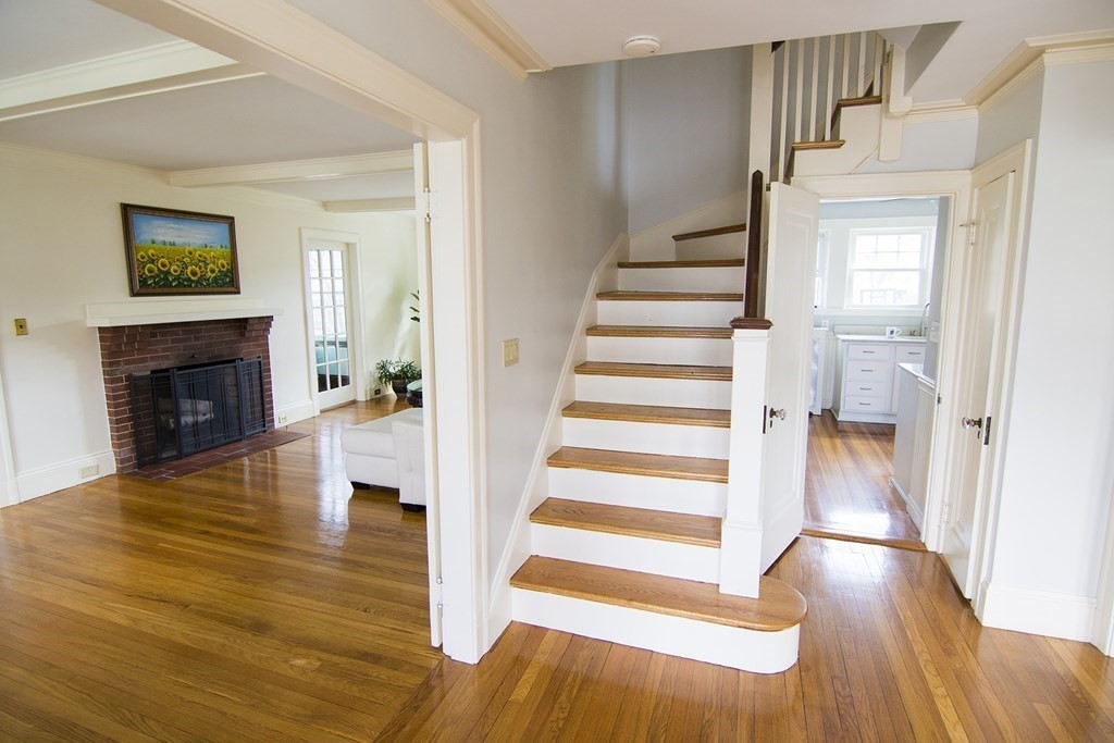 53 Pequossette Road Belmont, MA 02478 - Photo 4 of 25