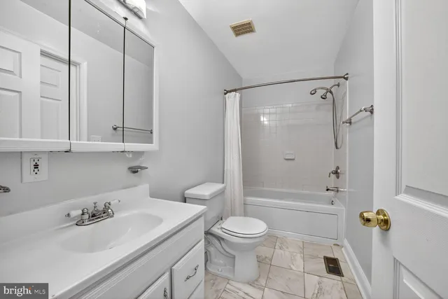 $700,000 | 1251 I Street Northeast, Washington, DC 20002