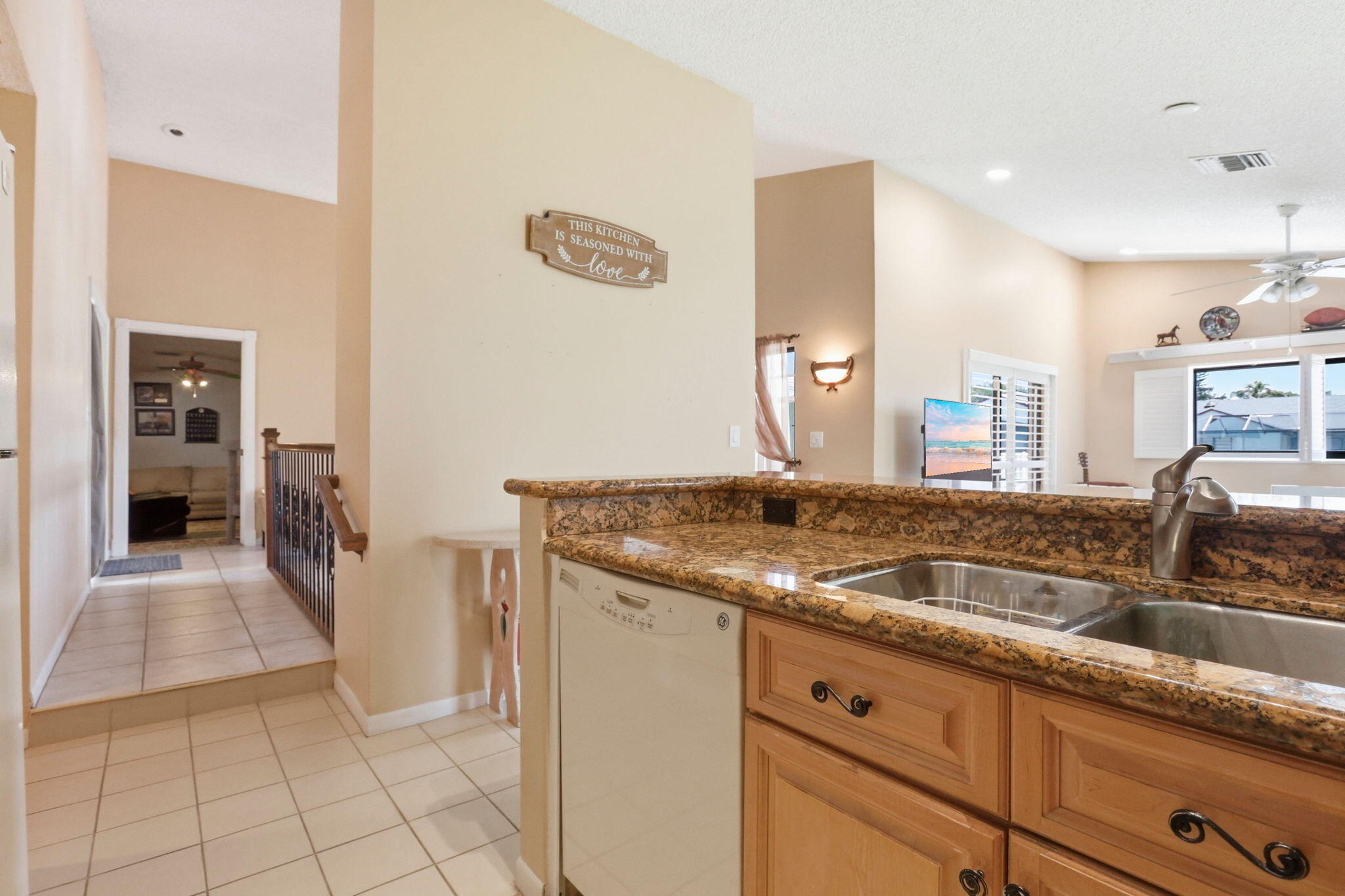 20986 Rustlewood Avenue Boca Raton, FL 33428 - Photo 13 of 54 13-web-or-mls-011_0E2A4560_with_tv
