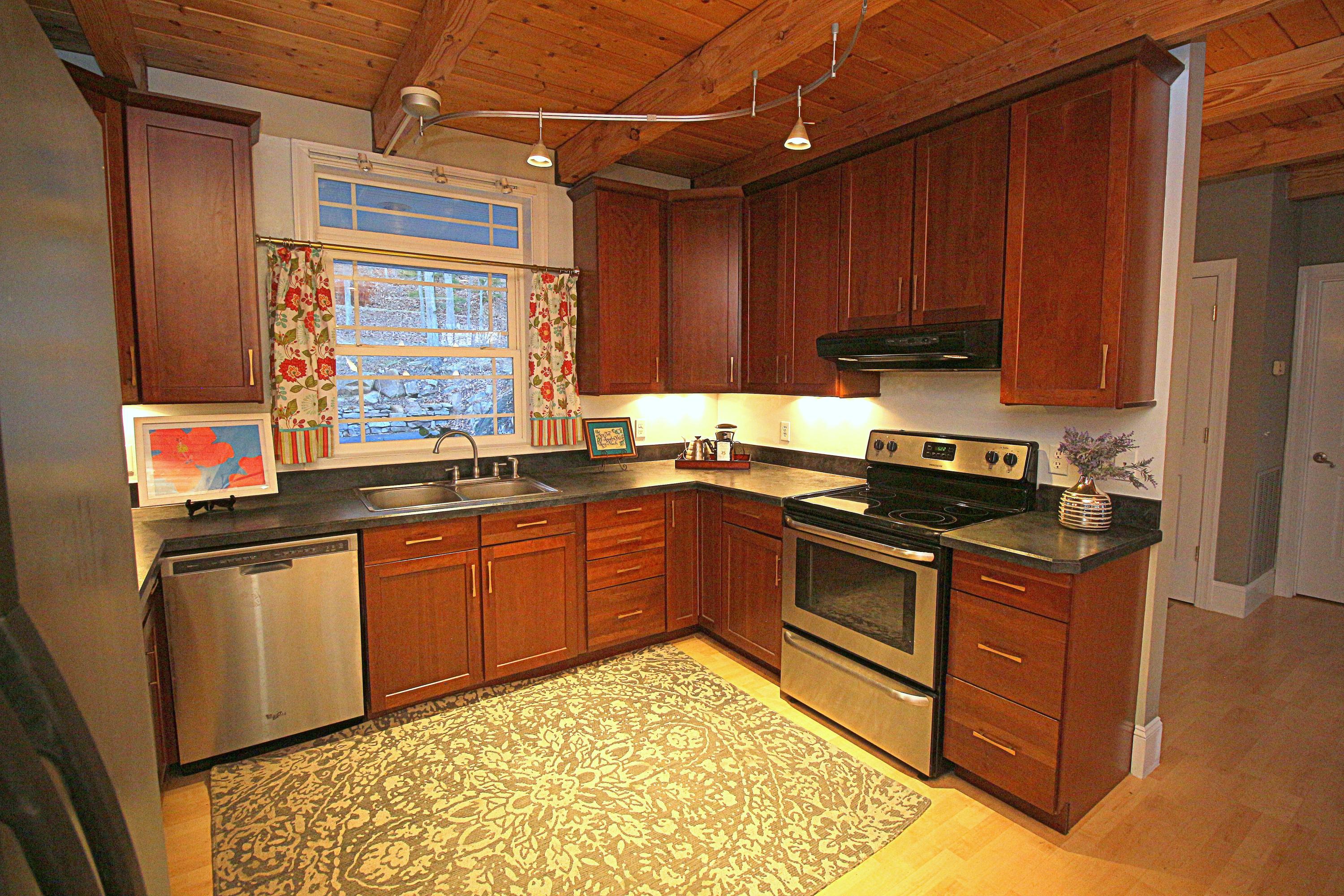4531 Rhea Ridge Drive Blacksburg, VA 24060 - Photo 11 of 63 IMG_3824