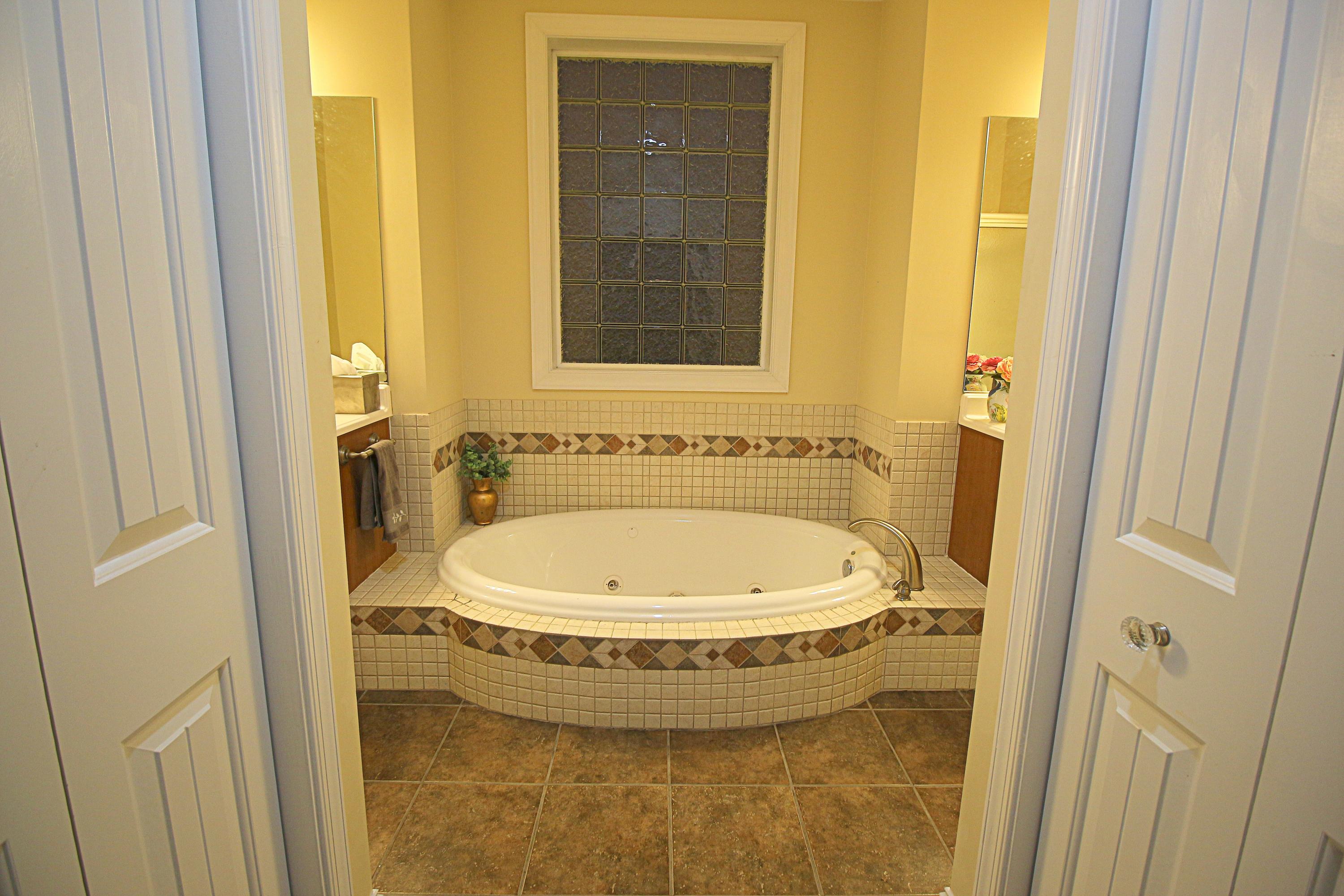 4531 Rhea Ridge Drive Blacksburg, VA 24060 - Photo 21 of 63 IMG_3965