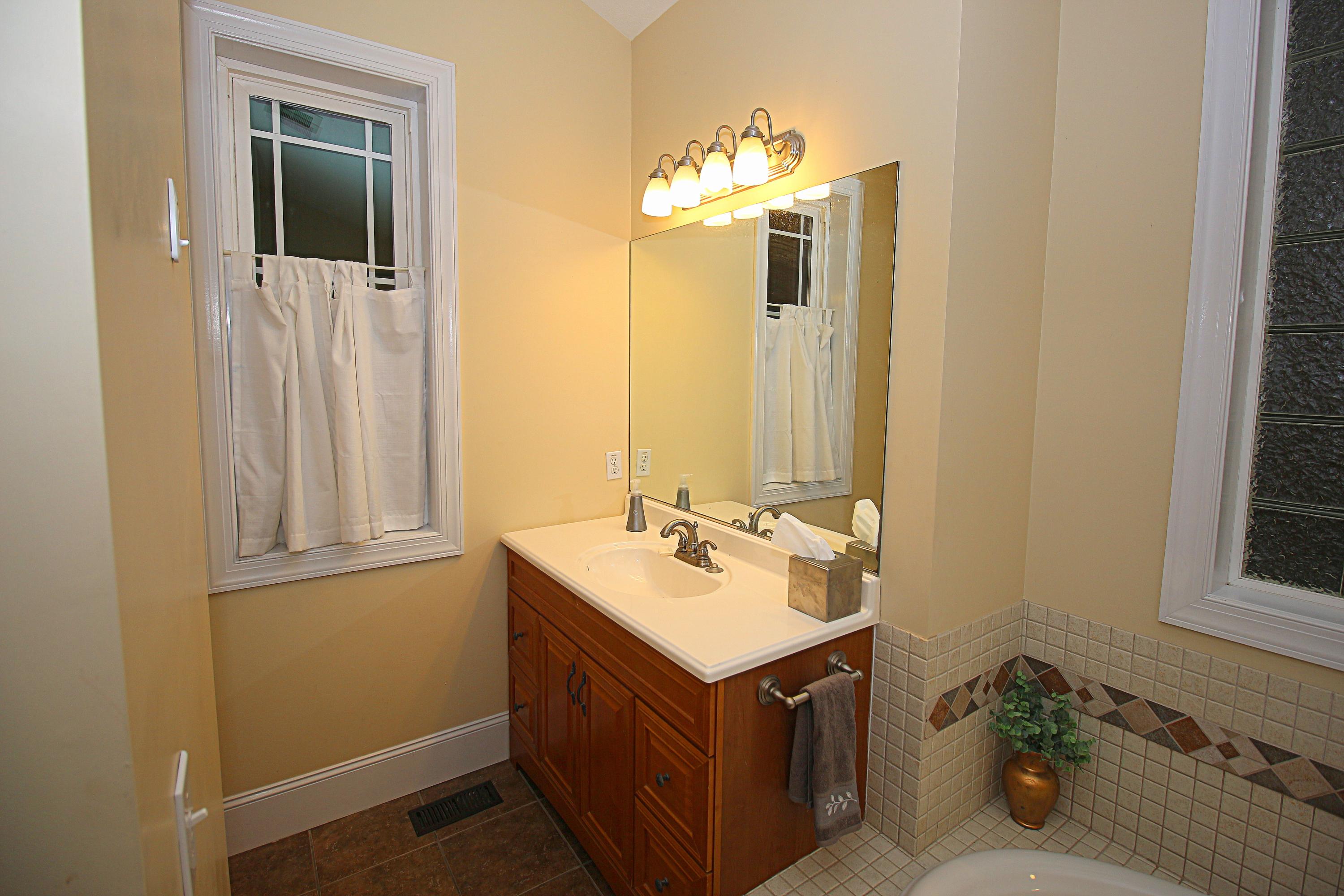 4531 Rhea Ridge Drive Blacksburg, VA 24060 - Photo 23 of 63 IMG_3971