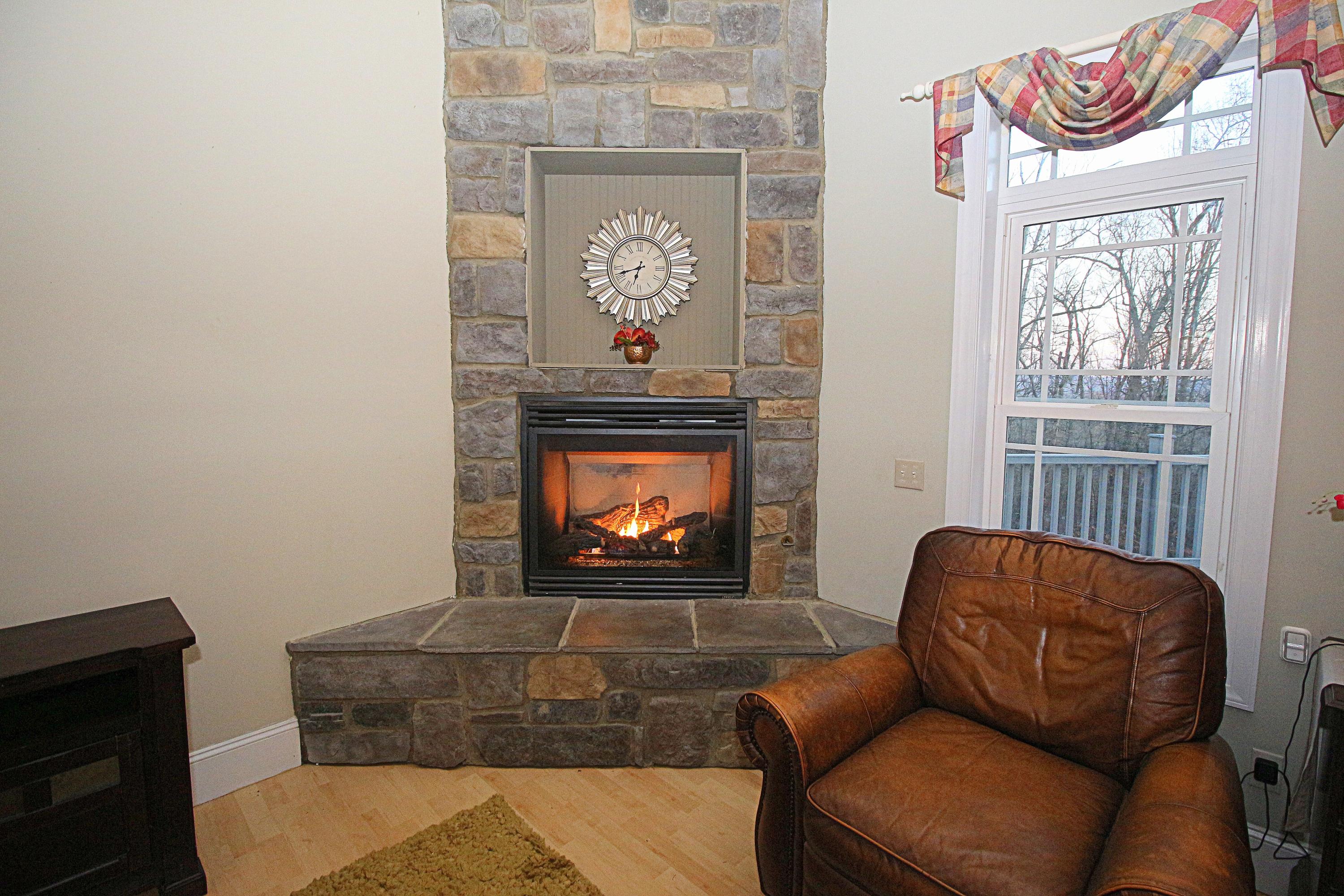 4531 Rhea Ridge Drive Blacksburg, VA 24060 - Photo 5 of 63 IMG_3841