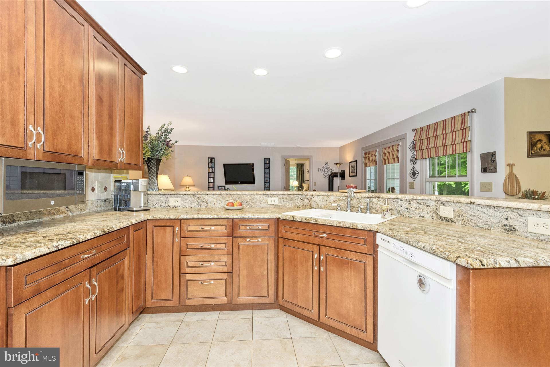 2445 Chestnut Grove Road Sharpsburg, MD 21782 - Photo 8 of 30 A true "Cook's Kitchen"
