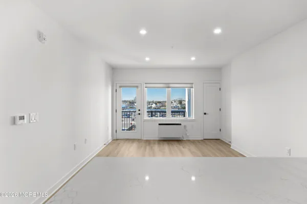 $2,677 | 180 Morris Avenue, Unit 304, Long Branch, NJ 07740