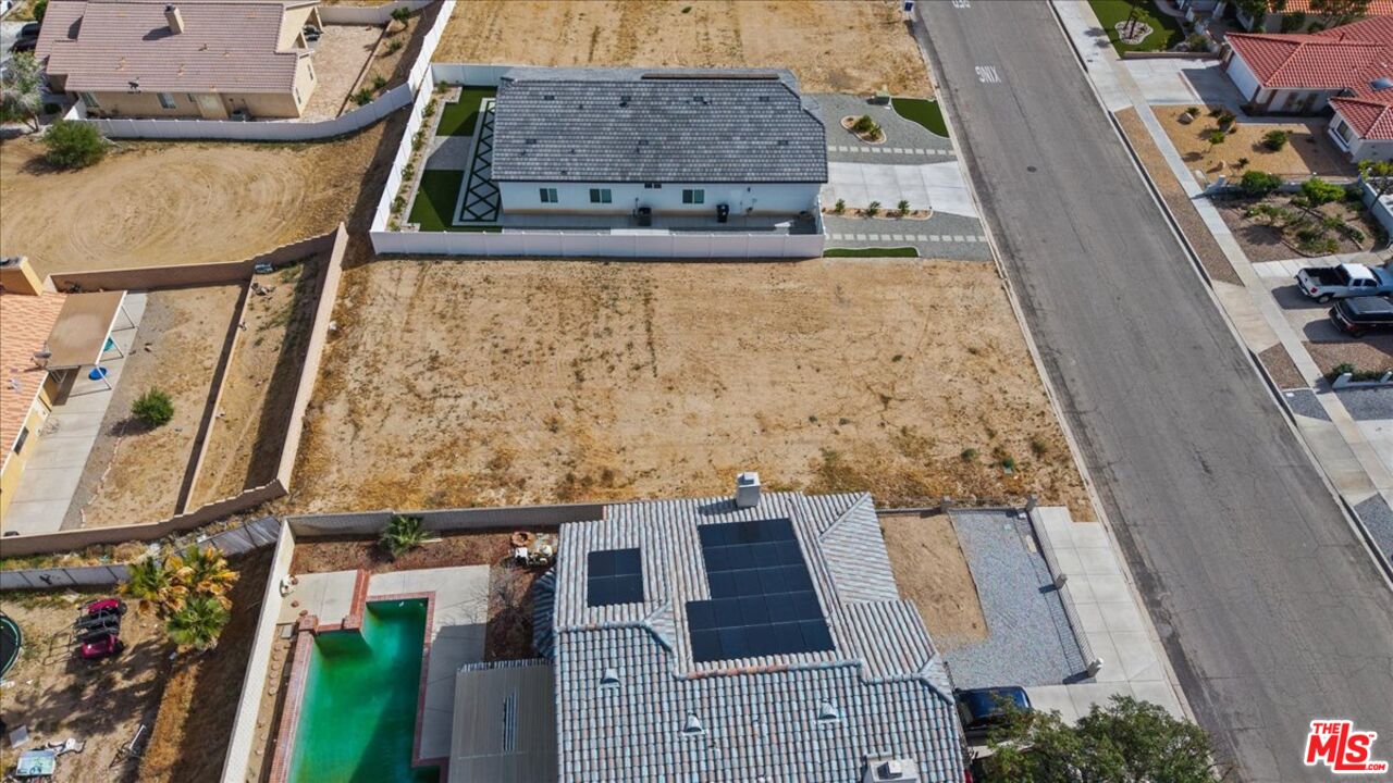 26719 Bluewater Road Helendale, CA 92342 - Photo 6 of 10 an aerial view of a house