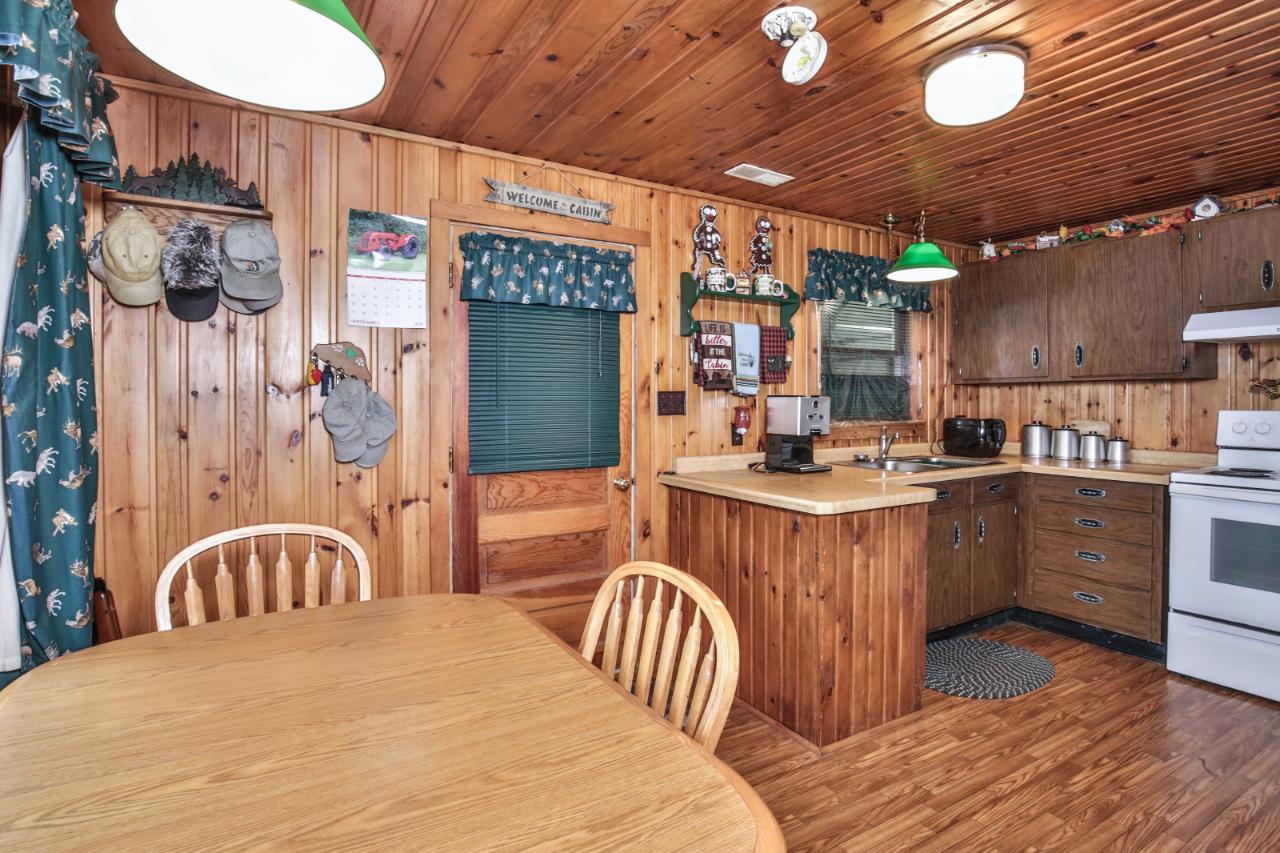 7878 Cth D Eagle River Rhinelander, WI 54501 - Photo 33 of 39 Gallery Image 33