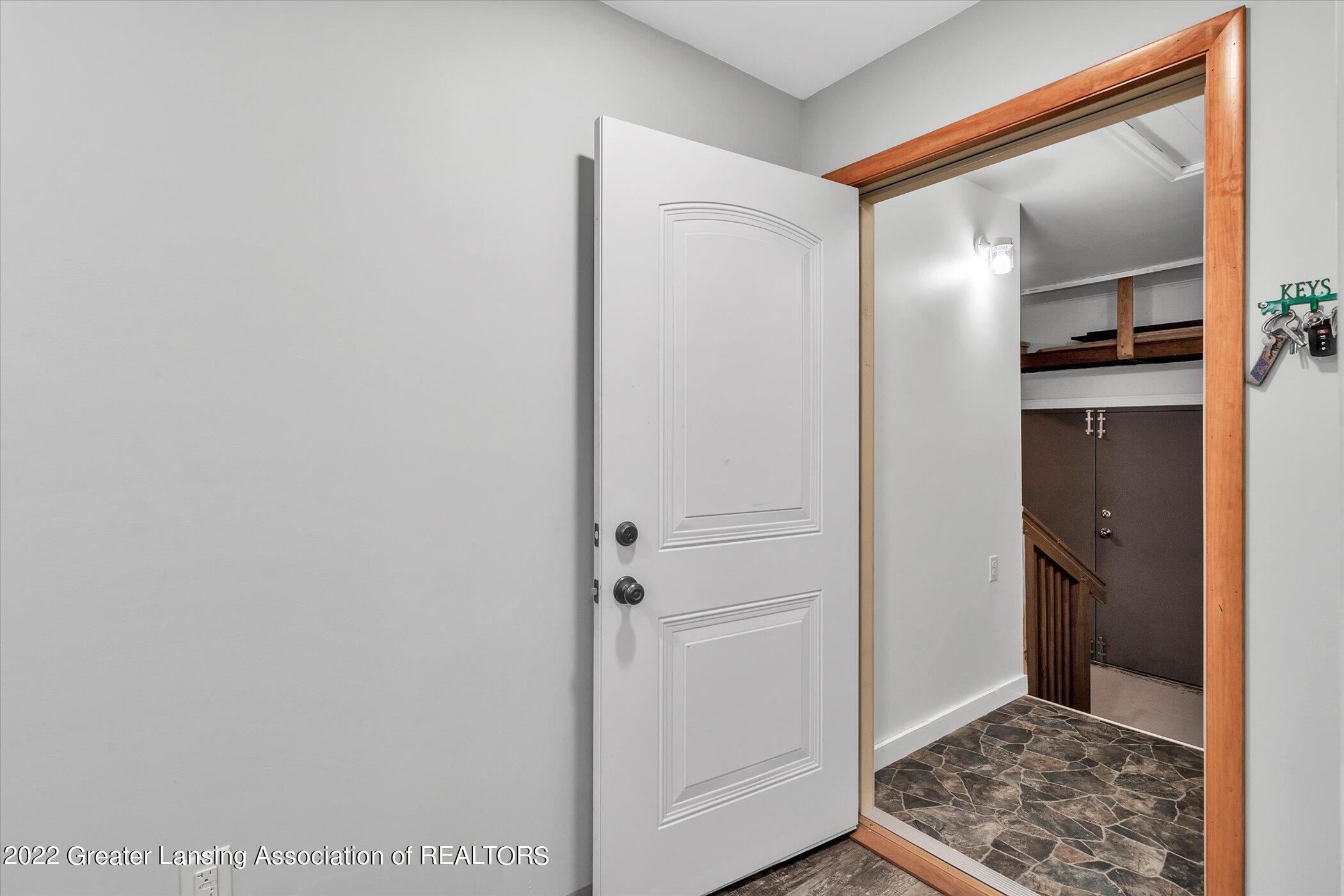 4300 South Cochran Road Charlotte, MI 48813 - Photo 46 of 75 46-4300-S-Cochran-Ave-WindowStill-Real-E