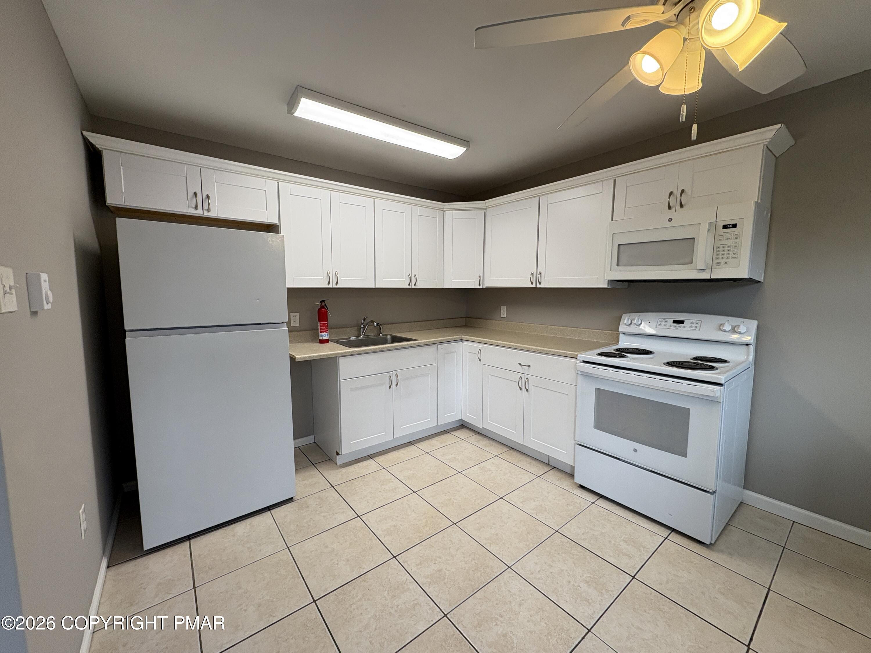 810 Trafalgar Road Tobyhanna, PA 18466 - Photo 7 of 9 original (27)