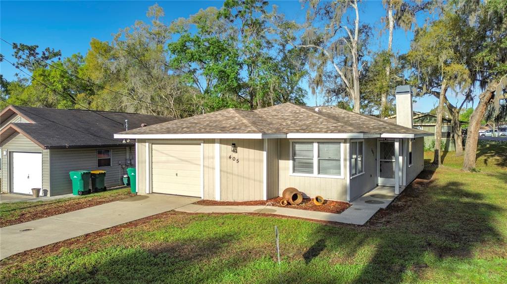 405 East Circlewood Street Inverness, FL 34452 - Photo 2 of 29