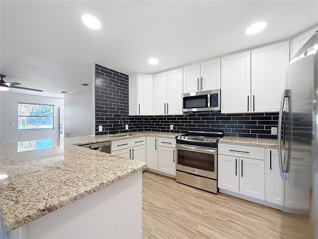 405 East Circlewood Street Inverness, FL 34452 - Photo 9 of 29