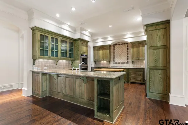 $1,075,000 | 3045 Concord Place, Tyler, TX 75701