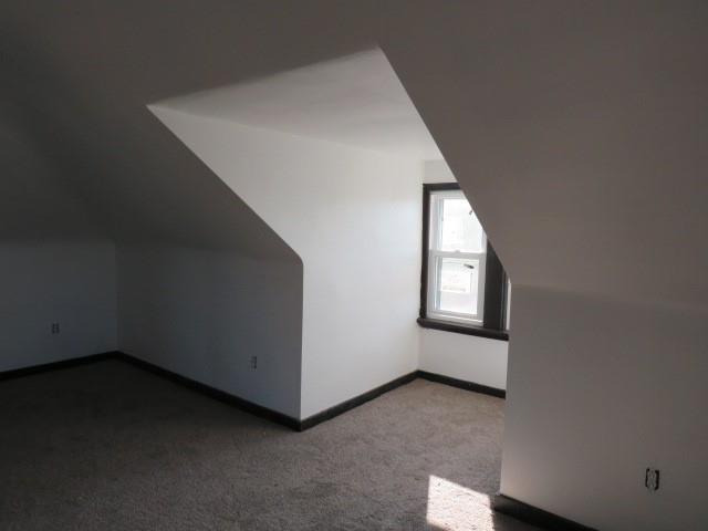 6551 Deary Street Pittsburgh, PA 15206 - Photo 9 of 45 Gallery Image 9