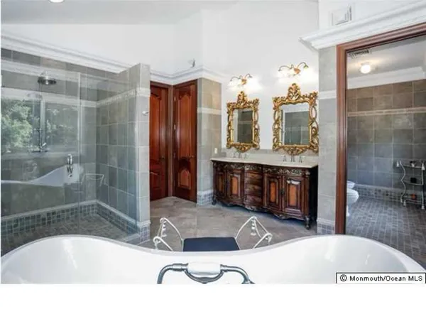 $3,490,000 | 34 Line Road, Holmdel, NJ 07733