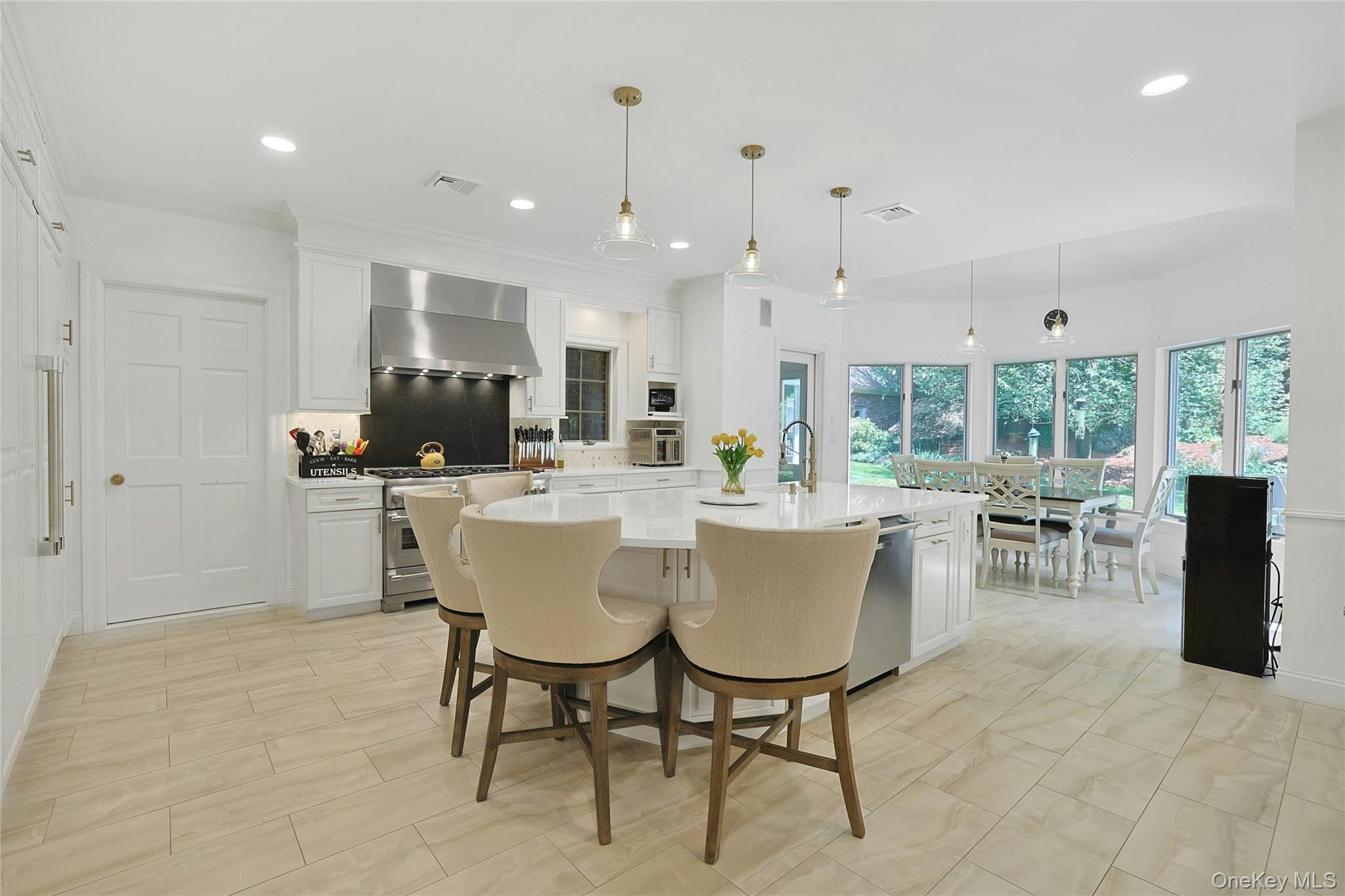 10 Hidden Oak Road Armonk, NY 10504 - Photo 9 of 36