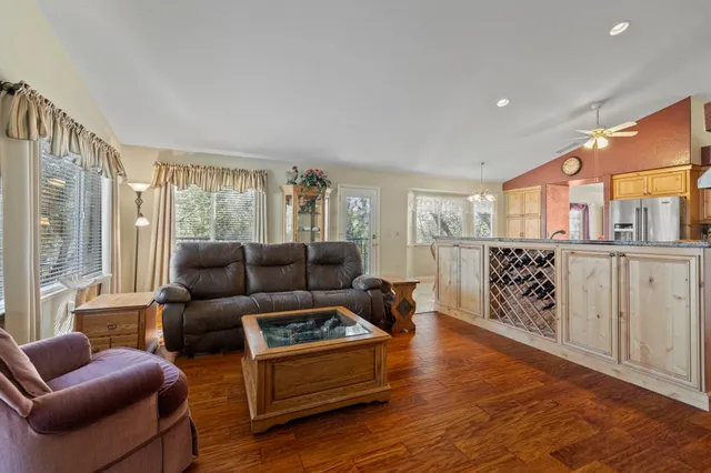 $615,000 | 19891 Apple Valley Drive, Sonora, CA 95370