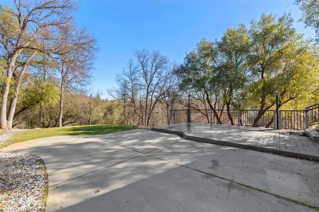 $615,000 | 19891 Apple Valley Drive, Sonora, CA 95370