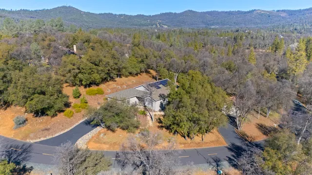 $615,000 | 19891 Apple Valley Drive, Sonora, CA 95370