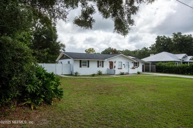 $399,900 | 655 Pointview Road, Keystone Heights, FL 32656