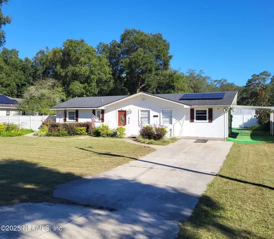 $399,900 | 655 Pointview Road, Keystone Heights, FL 32656