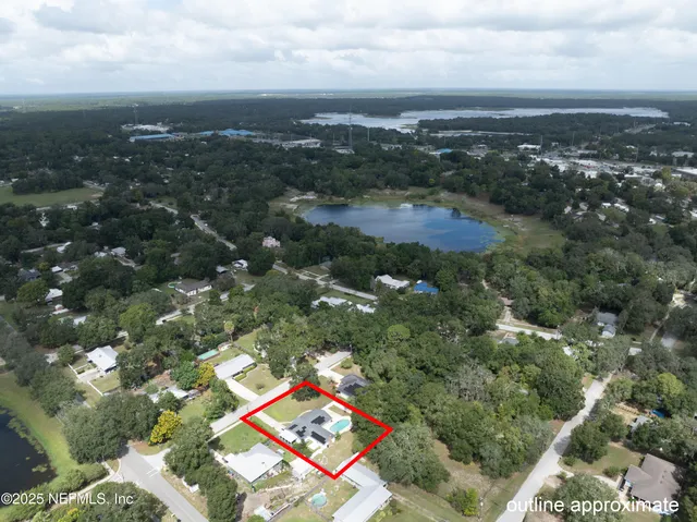 $399,900 | 655 Pointview Road, Keystone Heights, FL 32656