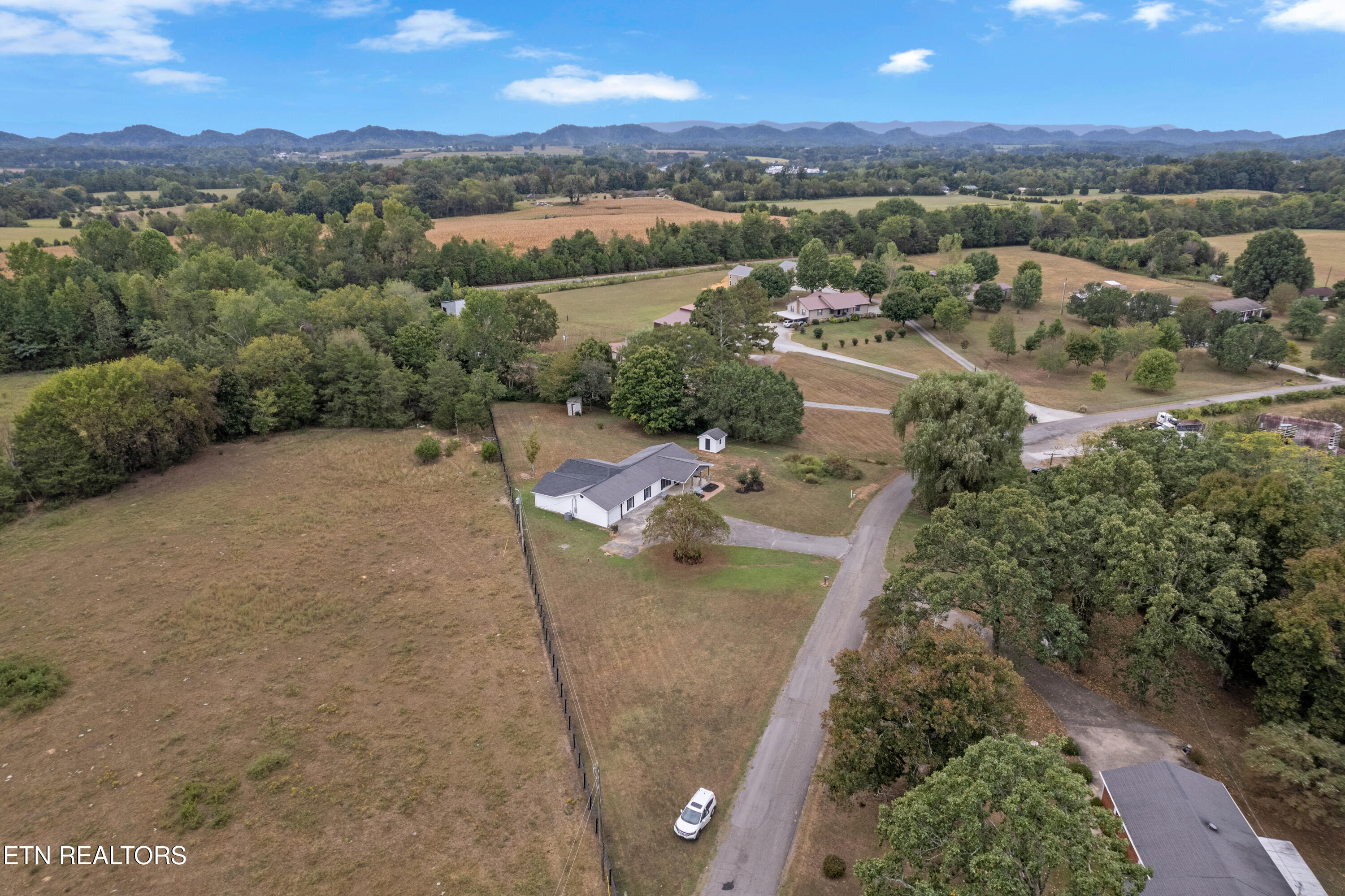 176 Gudger Road Madisonville, TN 37354 - Photo 26 of 30 gudger-129