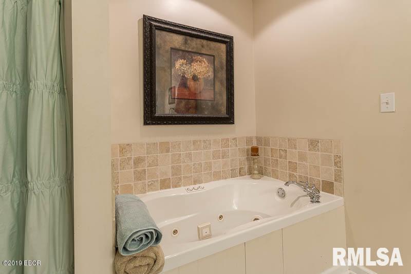 506 Insignia Drive Herrin, IL 62948 - Photo 14 of 24