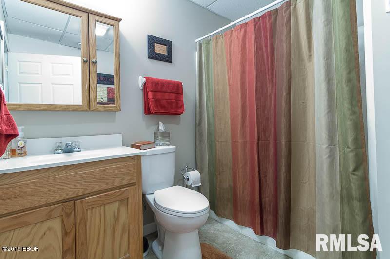 506 Insignia Drive Herrin, IL 62948 - Photo 16 of 24