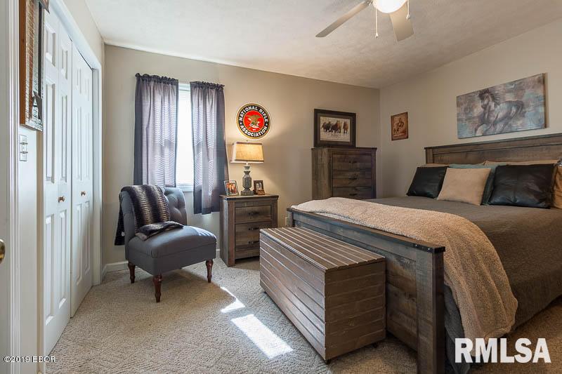 506 Insignia Drive Herrin, IL 62948 - Photo 6 of 24