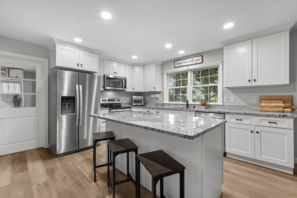 11 Mendon Road Northbridge, MA 01534 - Photo 2 of 42