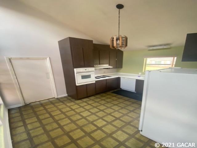 6015 Southwest 35th Way Gainesville, FL 32608 - Photo 13 of 21