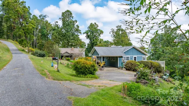 $312,500 | 1174 Apple Lane, Spruce Pine, NC 28777