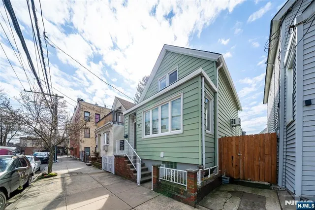 $450,000 | 46 East 16th Street, Bayonne, NJ 07002