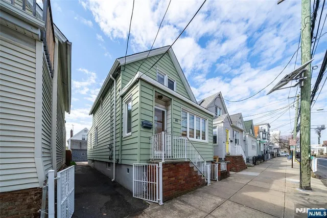 $450,000 | 46 East 16th Street, Bayonne, NJ 07002