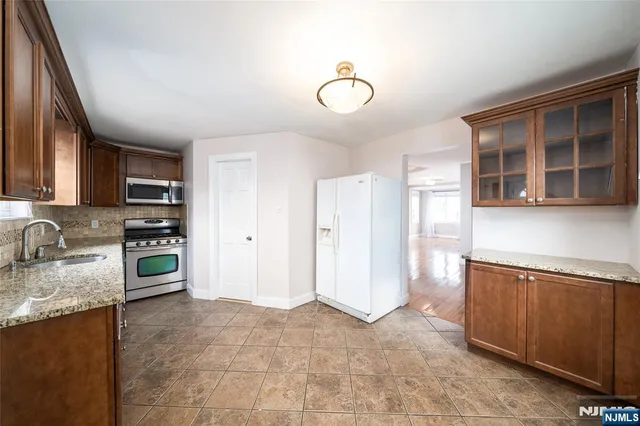 $450,000 | 46 East 16th Street, Bayonne, NJ 07002