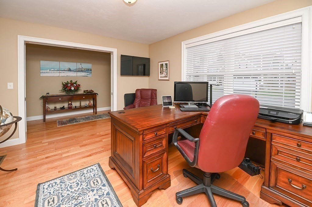 5 Renaissance Circle, Unit 5 Salem, NH 03079 - Photo 13 of 41