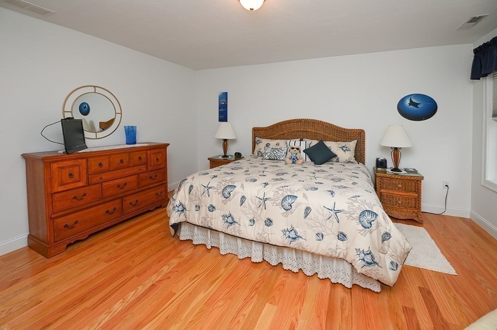 5 Renaissance Circle, Unit 5 Salem, NH 03079 - Photo 25 of 41