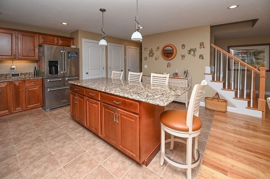 5 Renaissance Circle, Unit 5 Salem, NH 03079 - Photo 4 of 41