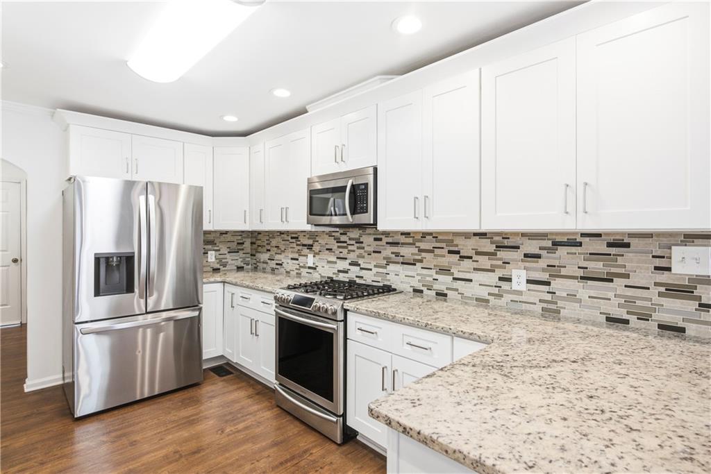 6014 Lake Lanier Heights Road Buford, GA 30518 - Photo 14 of 53