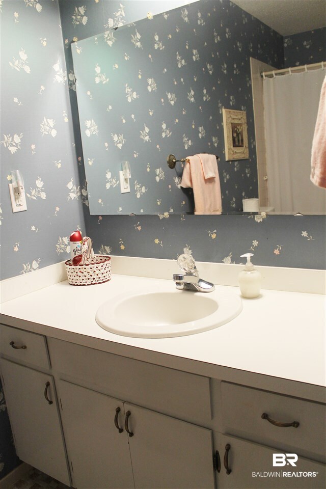 829 Pine Run Road Mobile, AL 36695 - Photo 11 of 16 Guest Bath