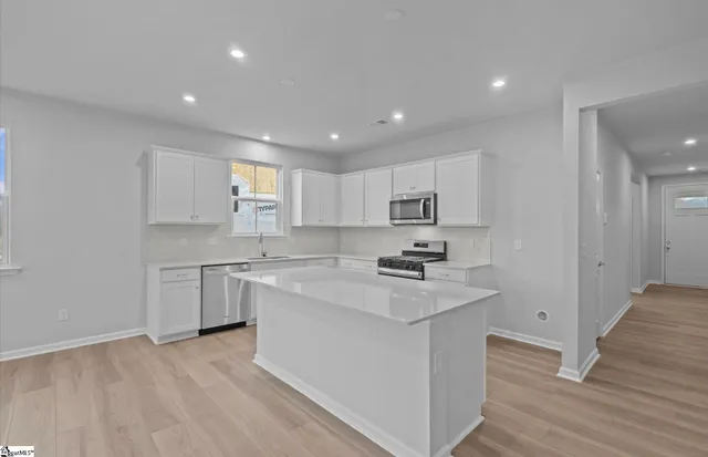 $309,999 | 1329 Capefox Drive, Spartanburg, SC 29303