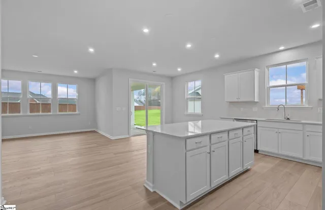 $309,999 | 1329 Capefox Drive, Spartanburg, SC 29303