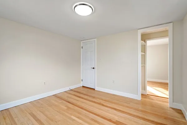 $3,800 | 157 Lake Avenue, Worcester, MA 01604