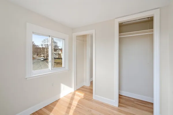 $3,800 | 157 Lake Avenue, Worcester, MA 01604